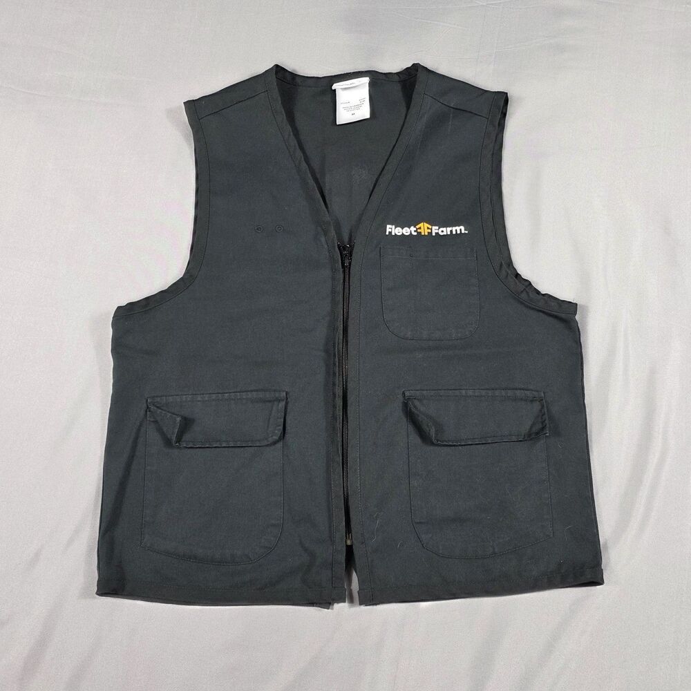 Black Fleet Farm Full Zip Up Vest Size Medium Great for Halloween Costume